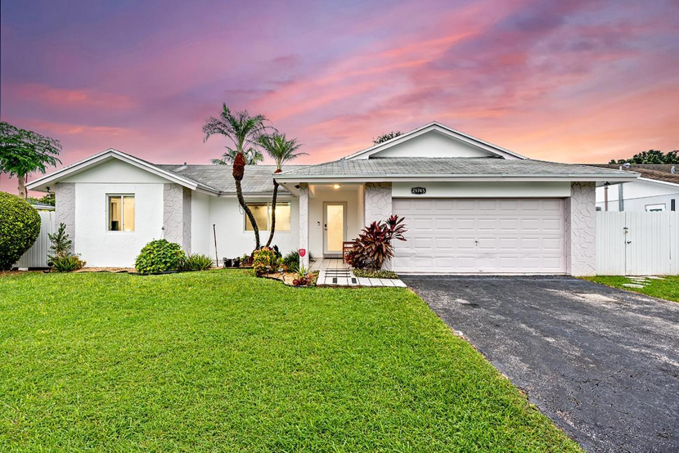 Bright Villa, Heated Pool, 2 Kings, By Everglades, Biscayne & Keys Homestead Exterior photo